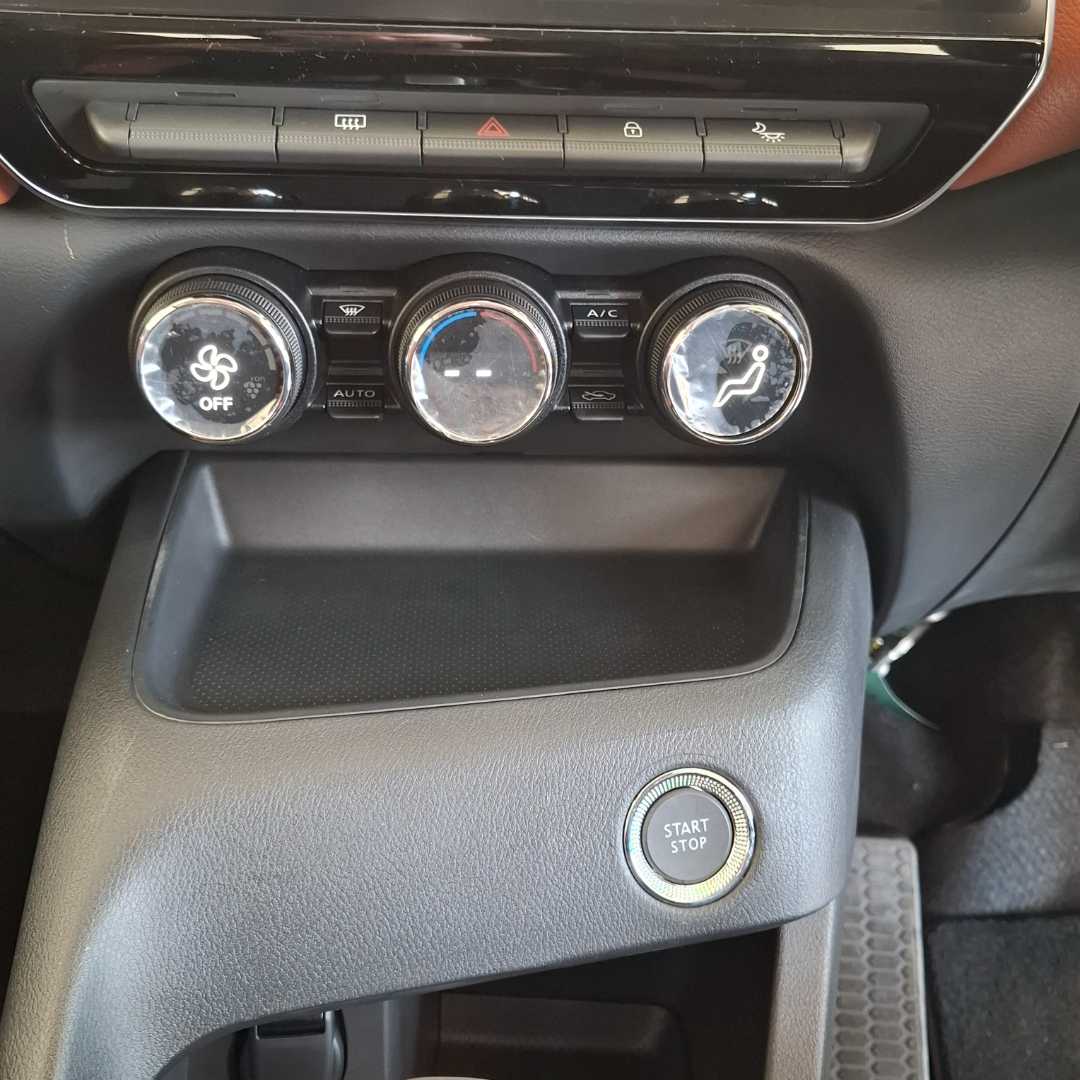 Photo 19 of 27