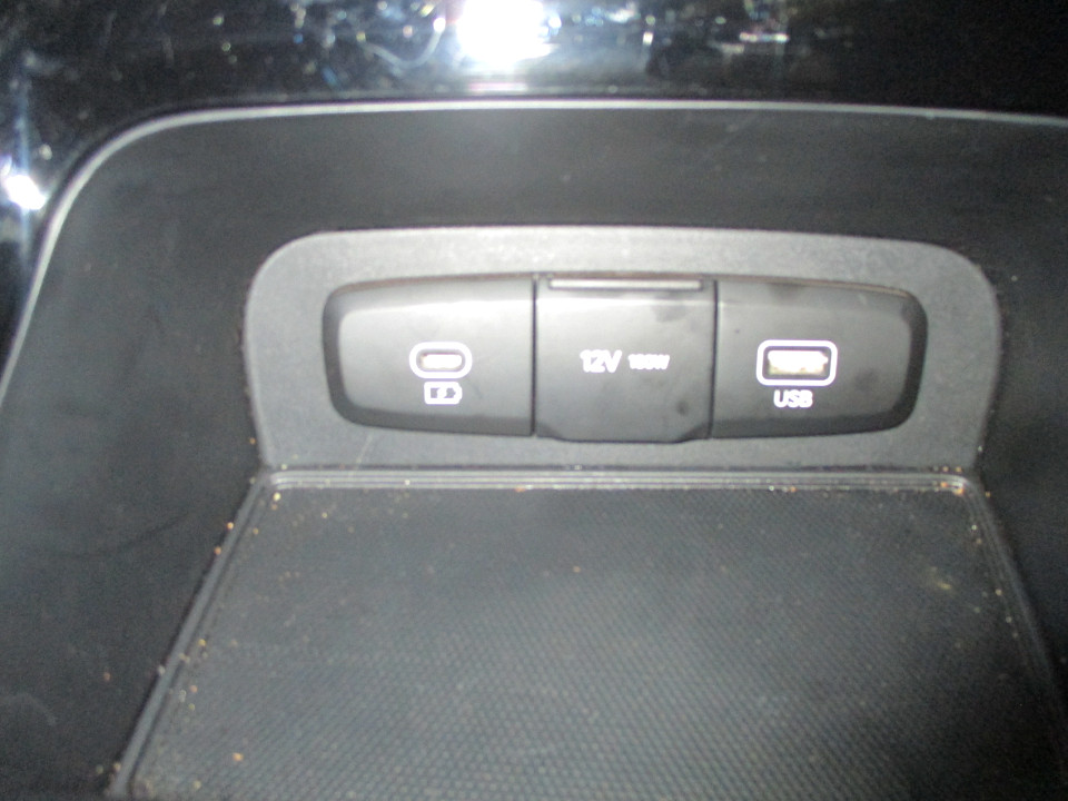 Photo 20 of 27
