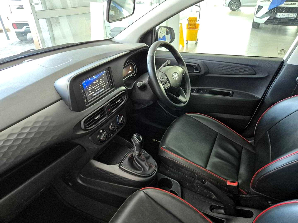 Photo 15 of 20