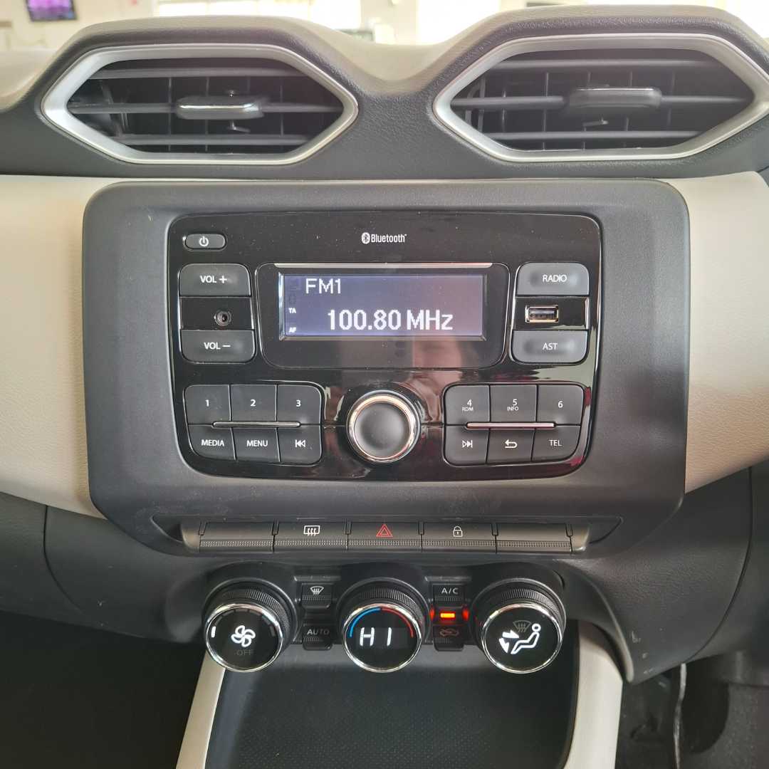 Photo 15 of 23