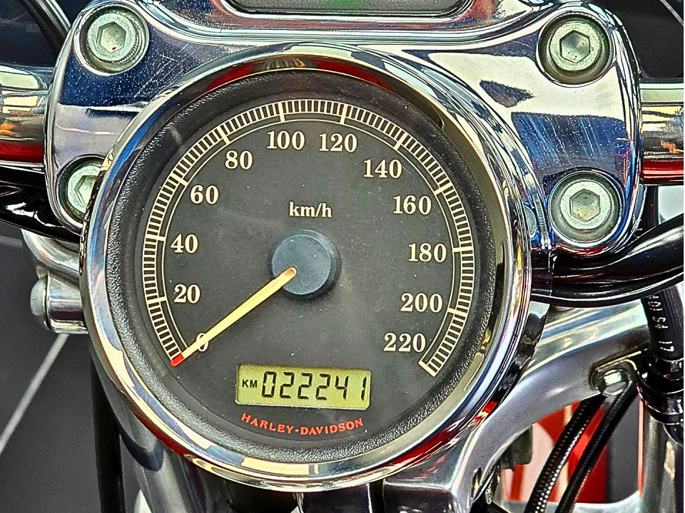Photo 4 of 18