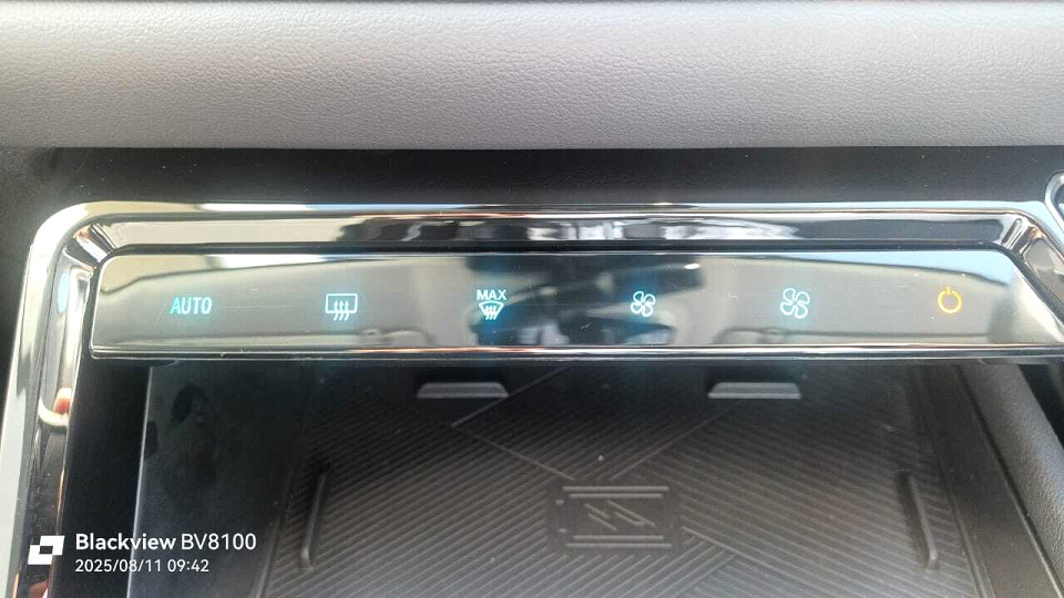 Photo 20 of 21