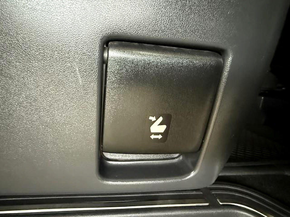 Photo 9 of 25