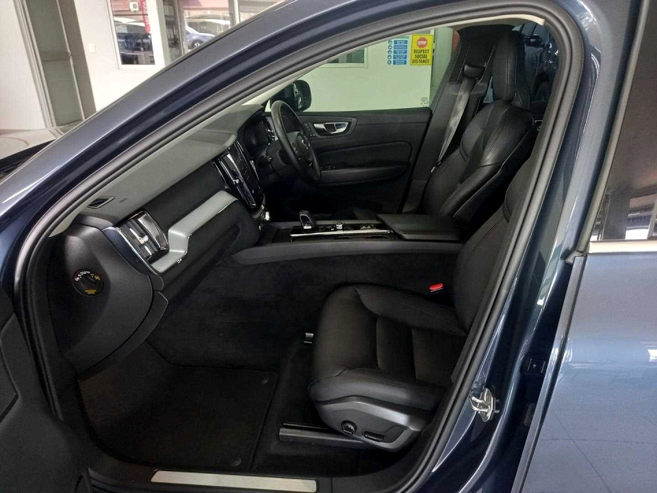 Photo 13 of 20
