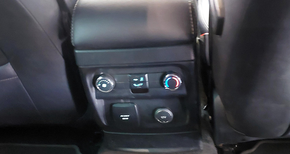 Photo 19 of 21