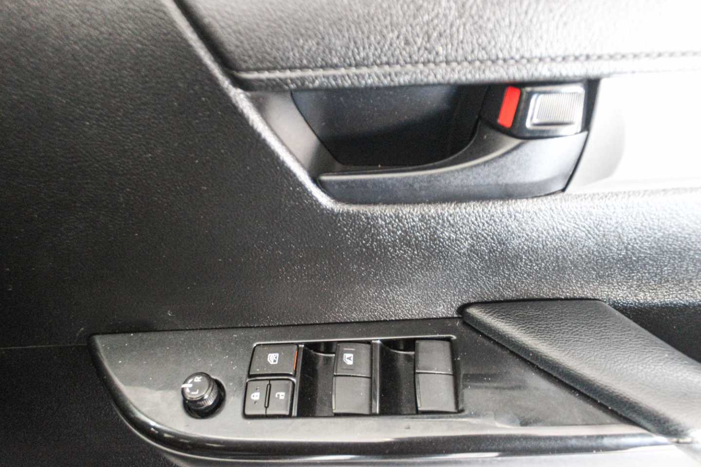 Photo 18 of 21