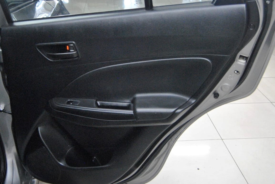 Photo 15 of 21