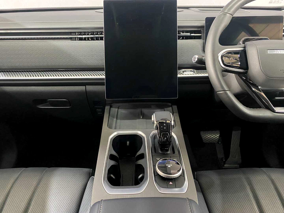 Photo 18 of 20