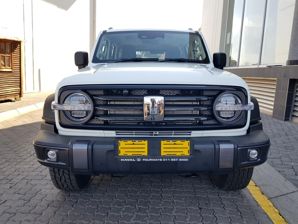 Photo 4 of 18