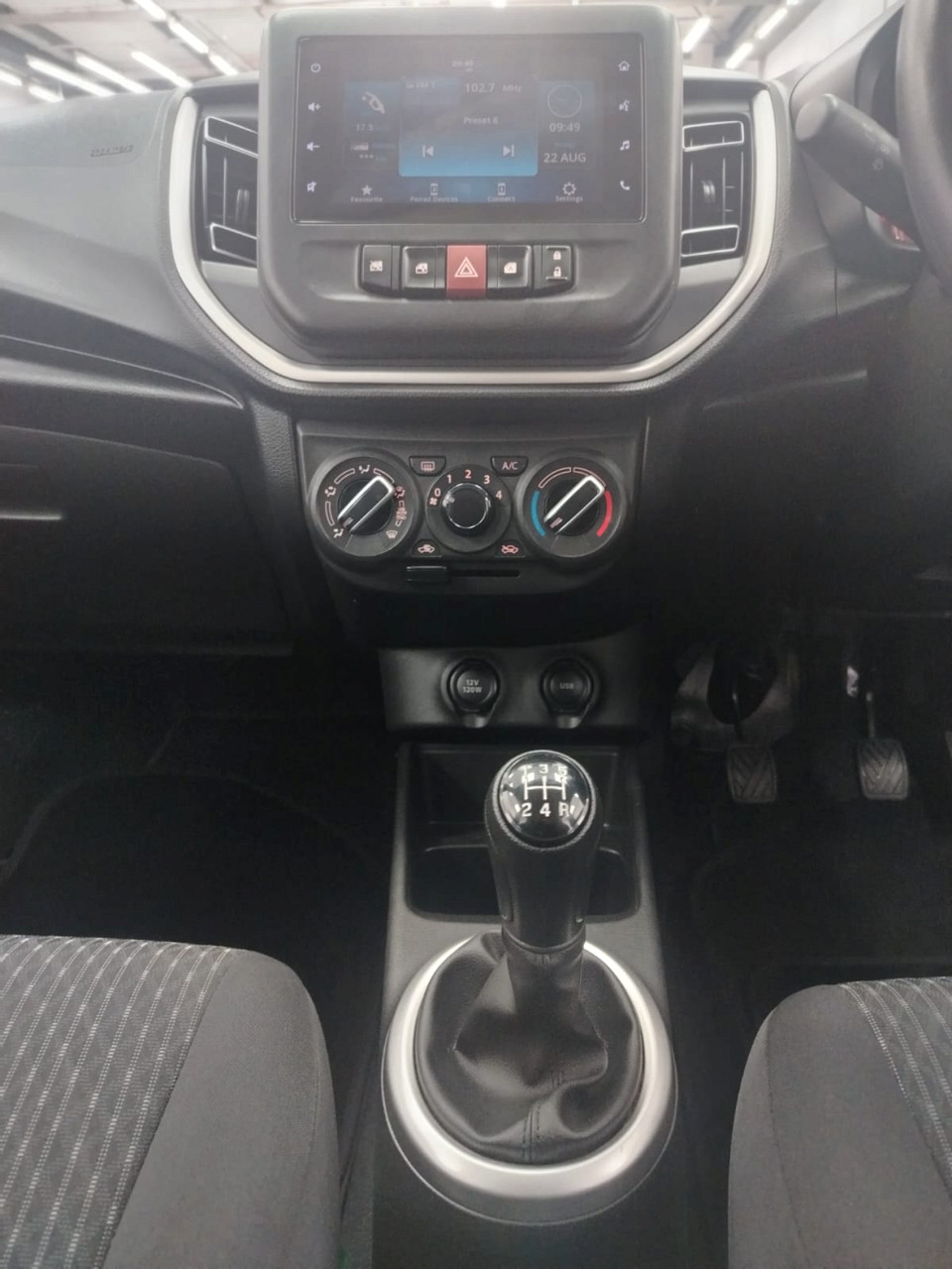 Photo 14 of 29