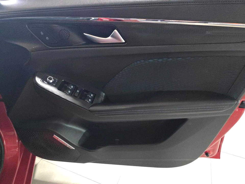 Photo 17 of 20