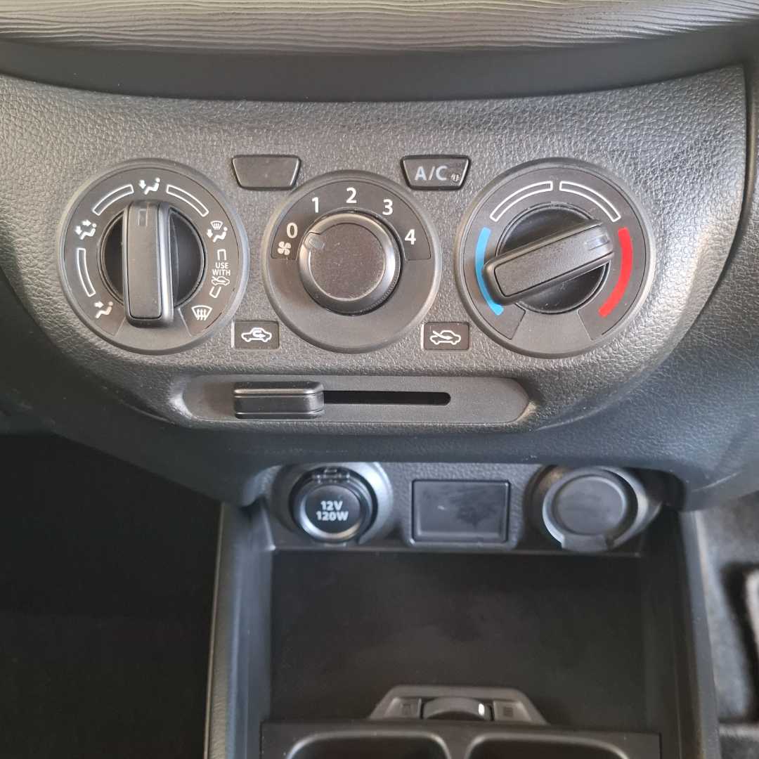 Photo 16 of 25