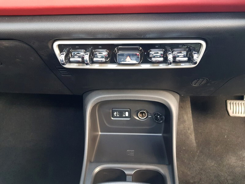 Photo 19 of 20