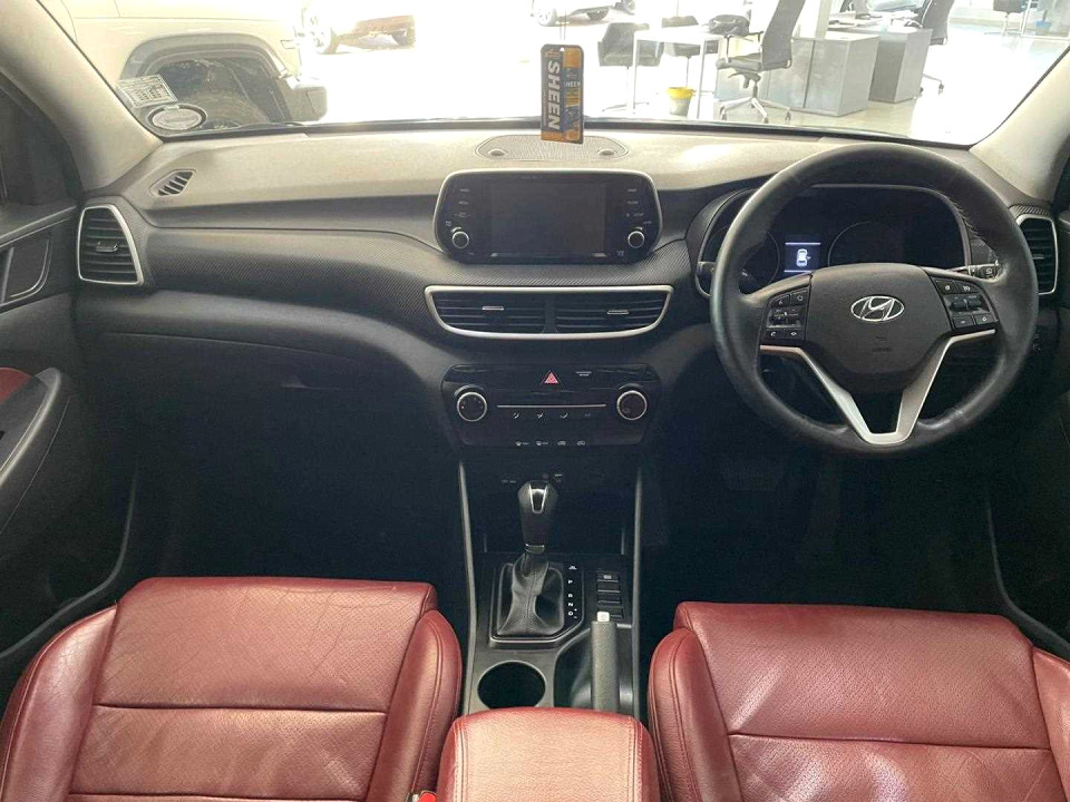 Photo 6 of 20