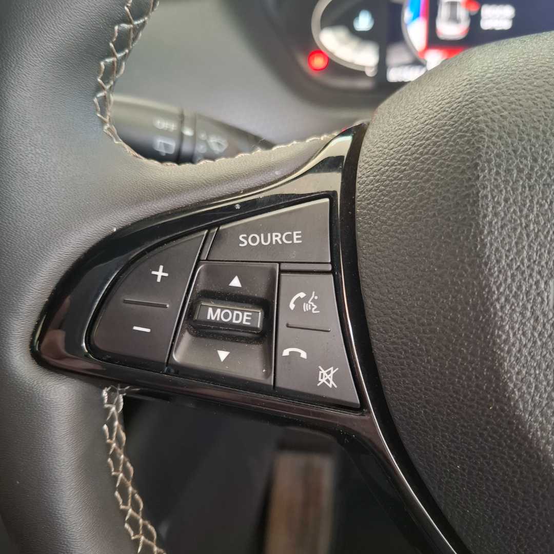 Photo 16 of 28
