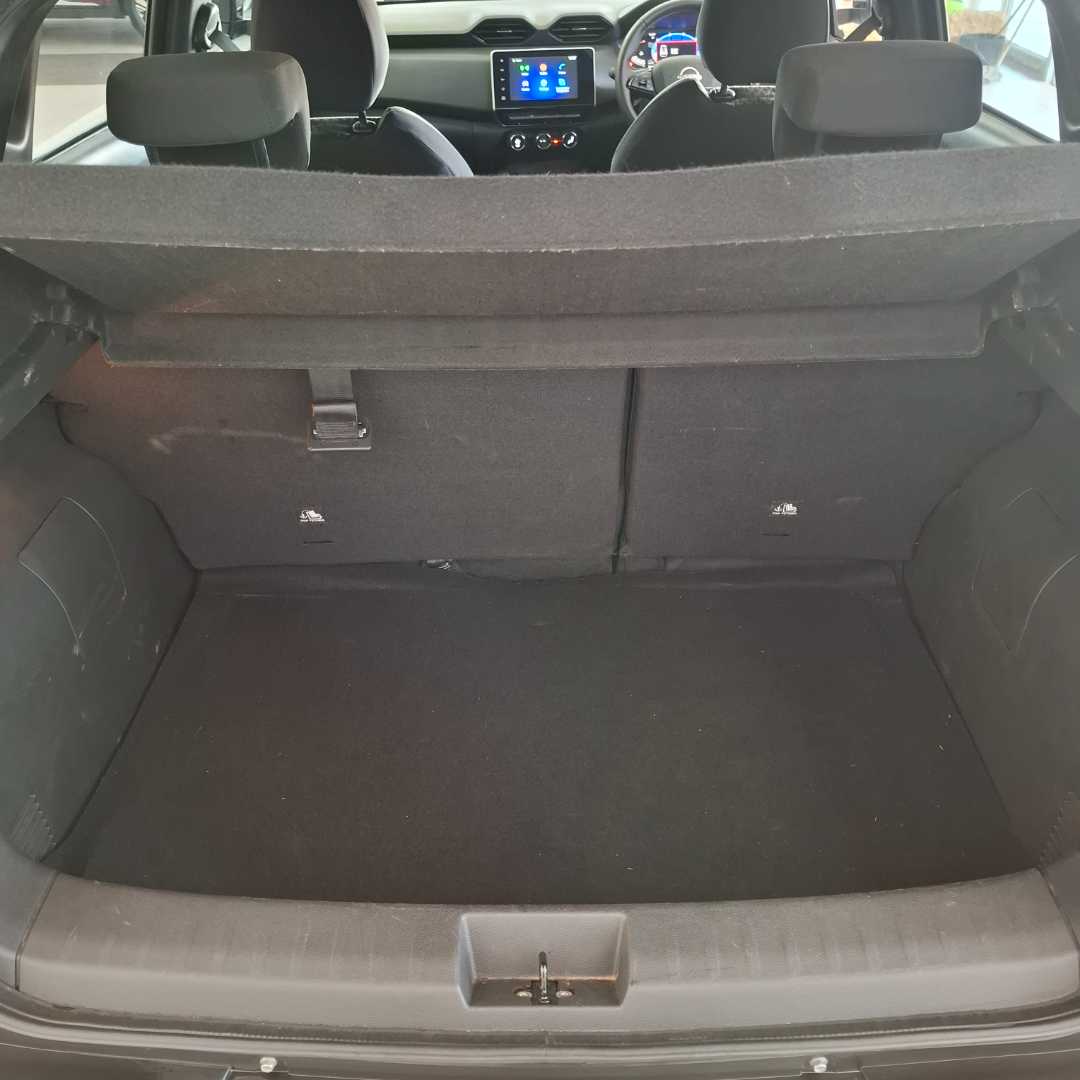 Photo 27 of 28