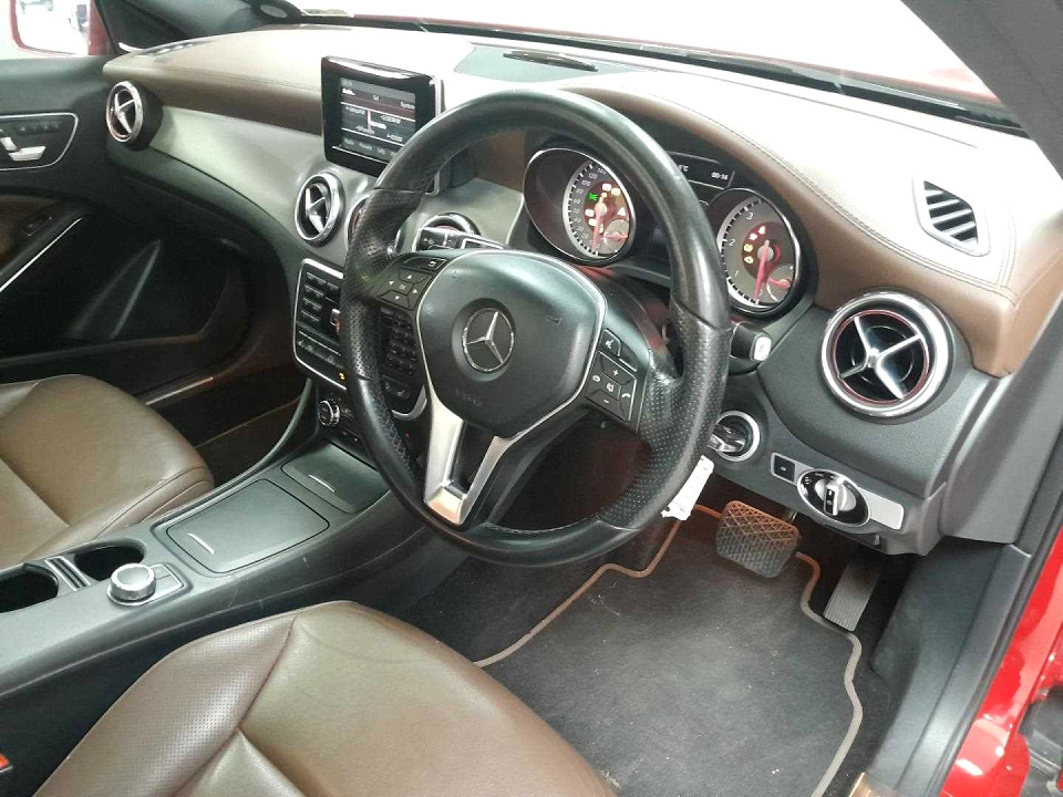 Photo 8 of 20