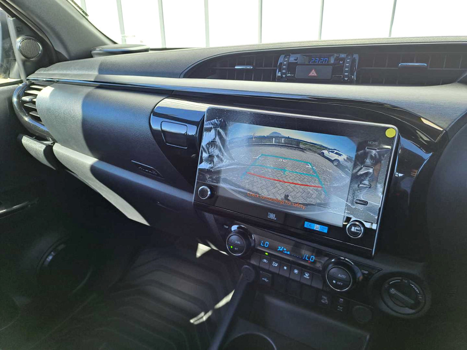Photo 14 of 20