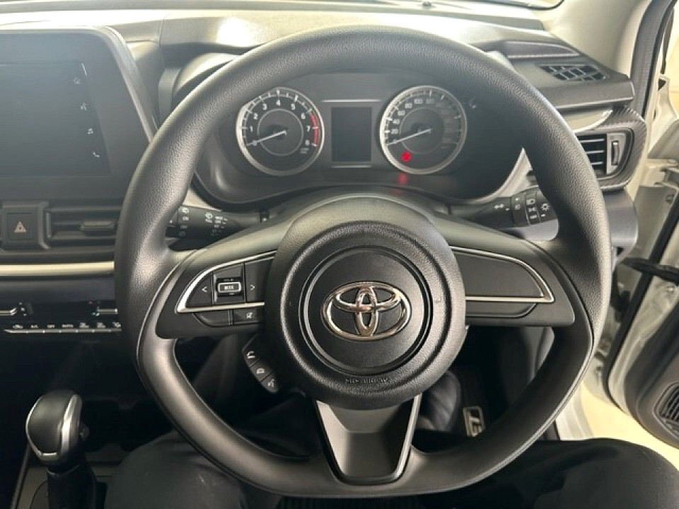 Photo 4 of 9