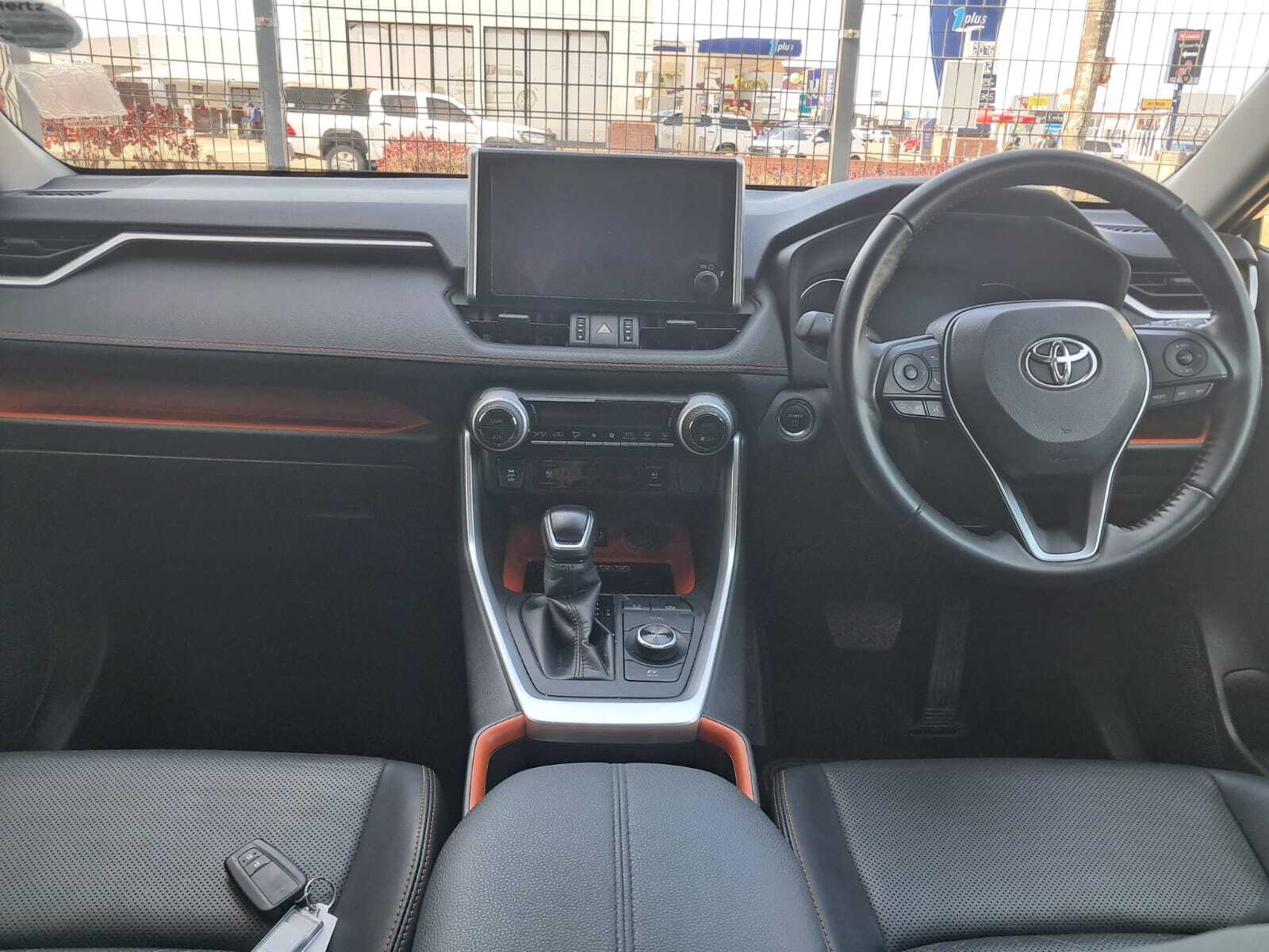 Photo 13 of 19