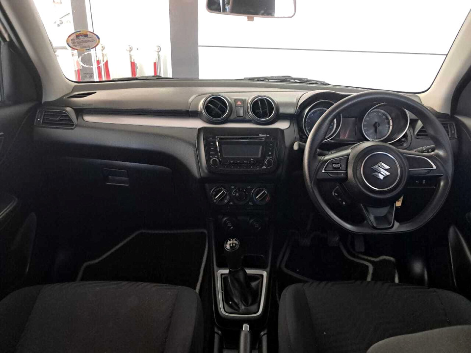 Photo 12 of 18