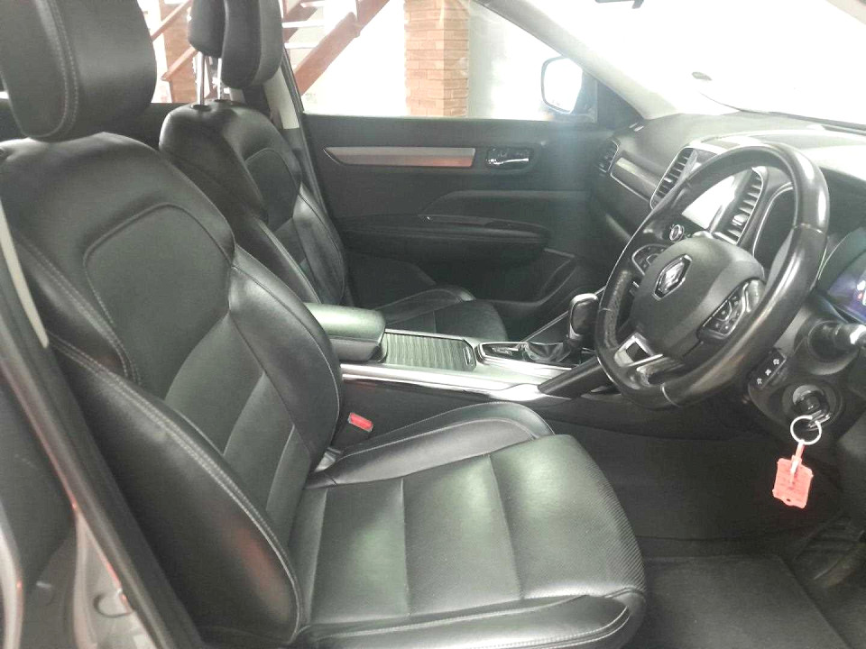 Photo 11 of 20