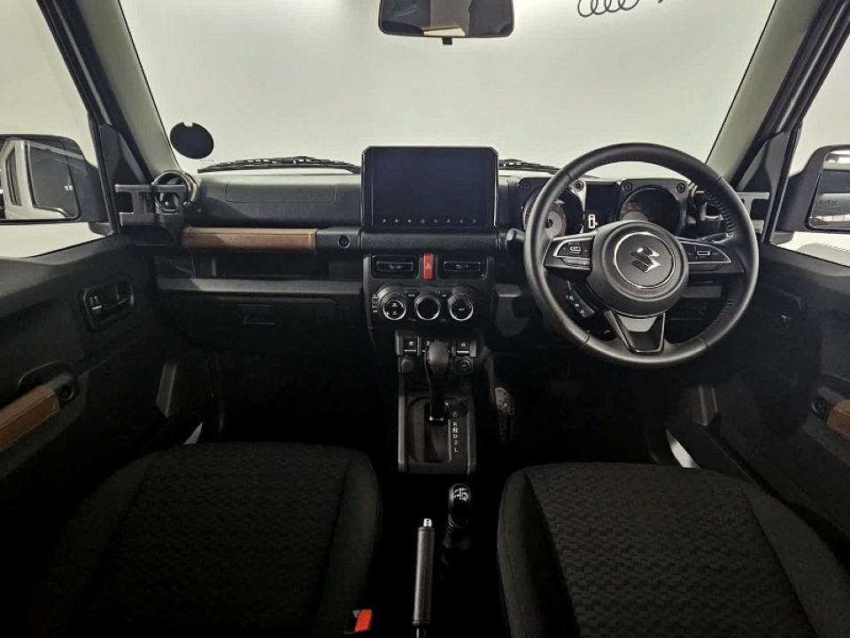 Photo 6 of 7