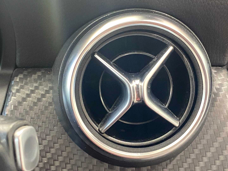 Photo 18 of 20