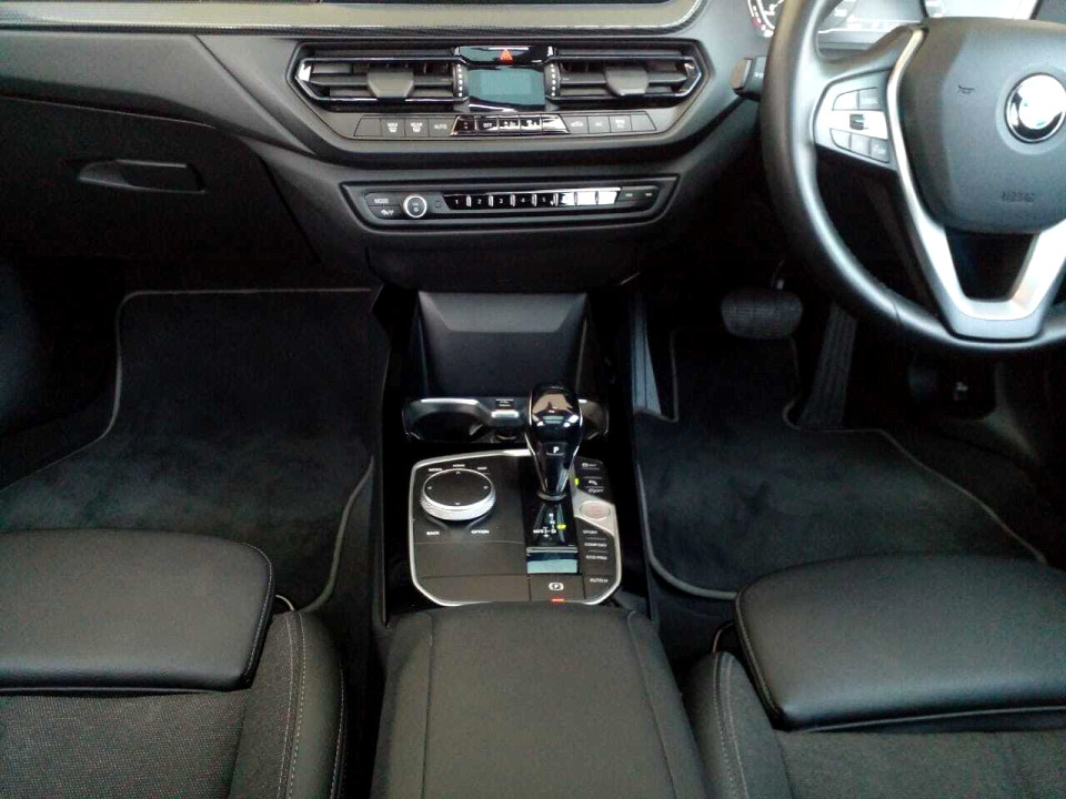 Photo 11 of 20