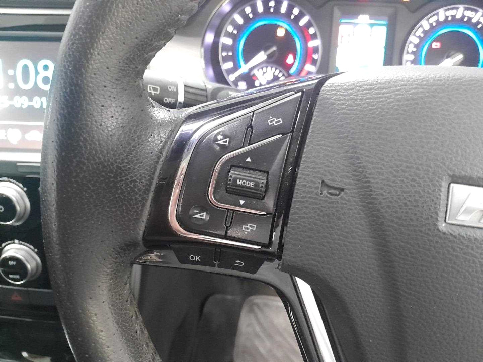 Photo 16 of 20
