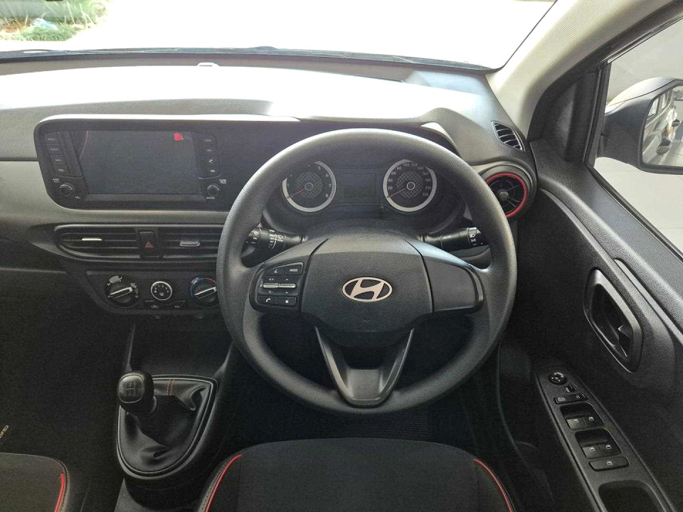Photo 18 of 20