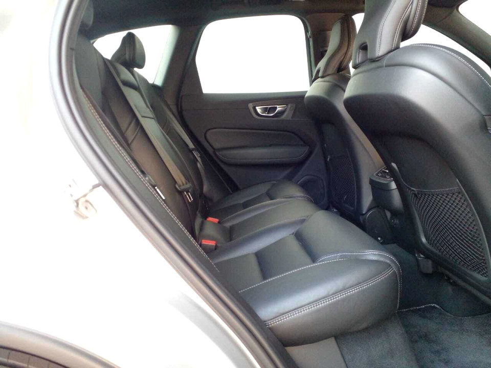 Photo 14 of 20