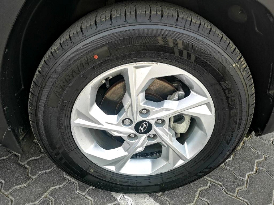 Photo 5 of 18