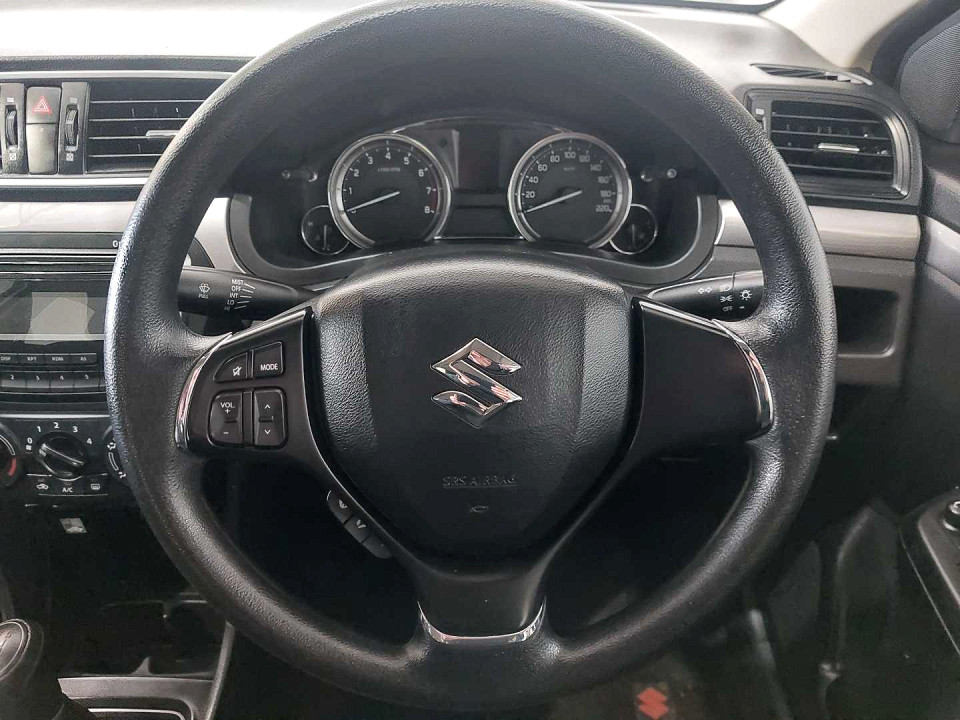 Photo 14 of 20