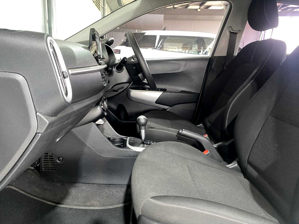 Photo 8 of 20