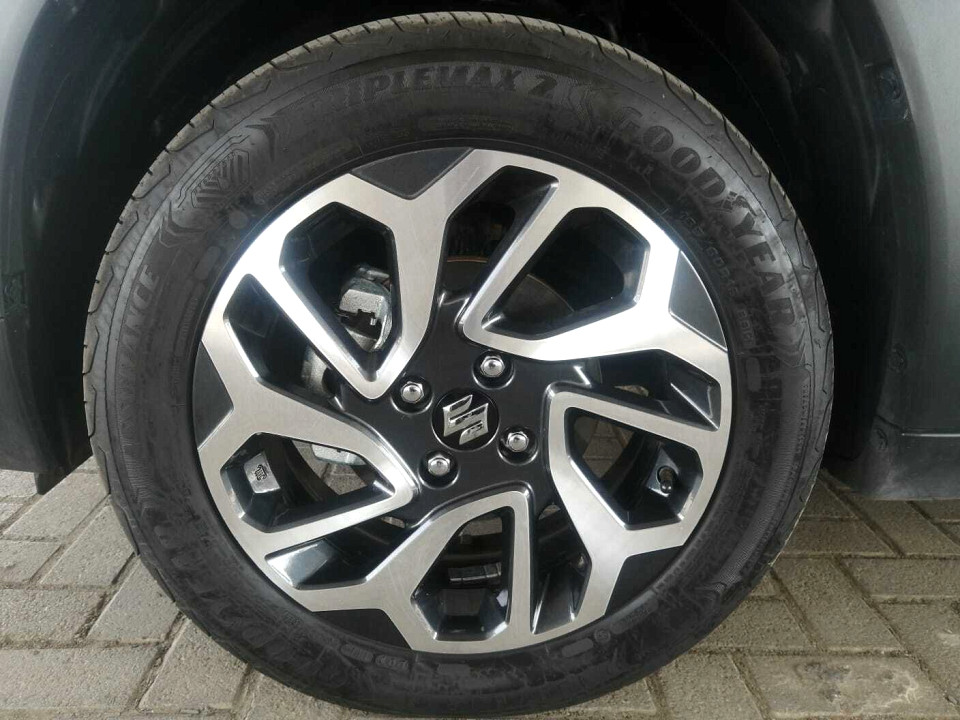 Photo 4 of 23