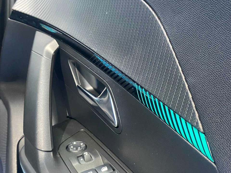 Photo 12 of 20