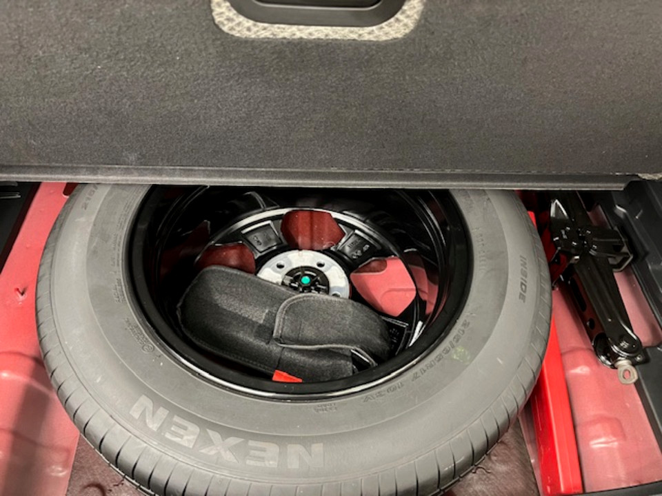 Photo 19 of 24