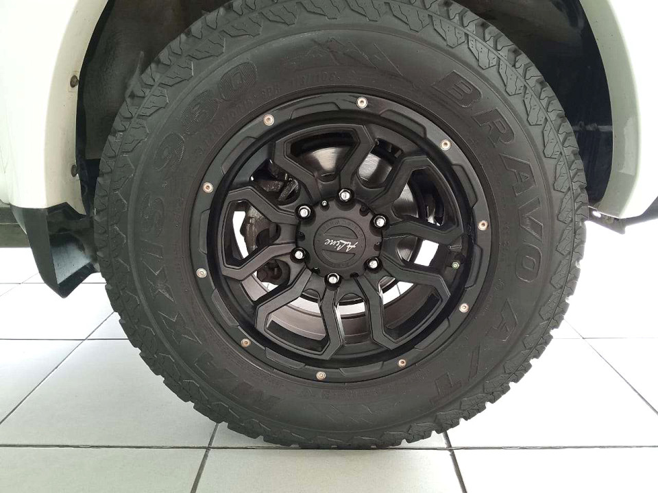 Photo 10 of 20