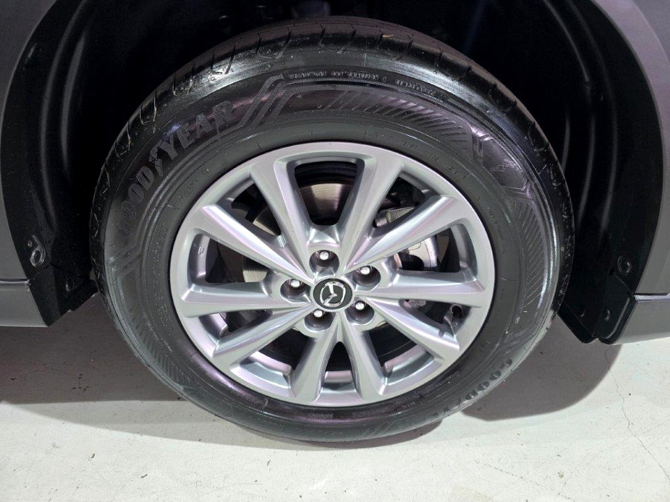 Photo 15 of 16