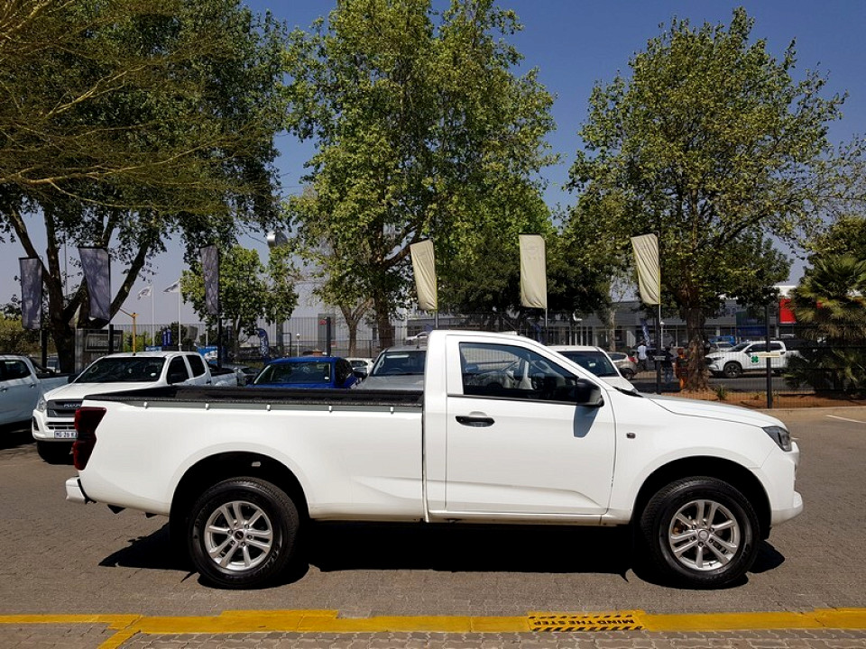 Photo 3 of 20