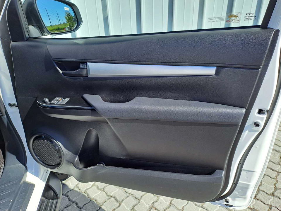 Photo 8 of 11