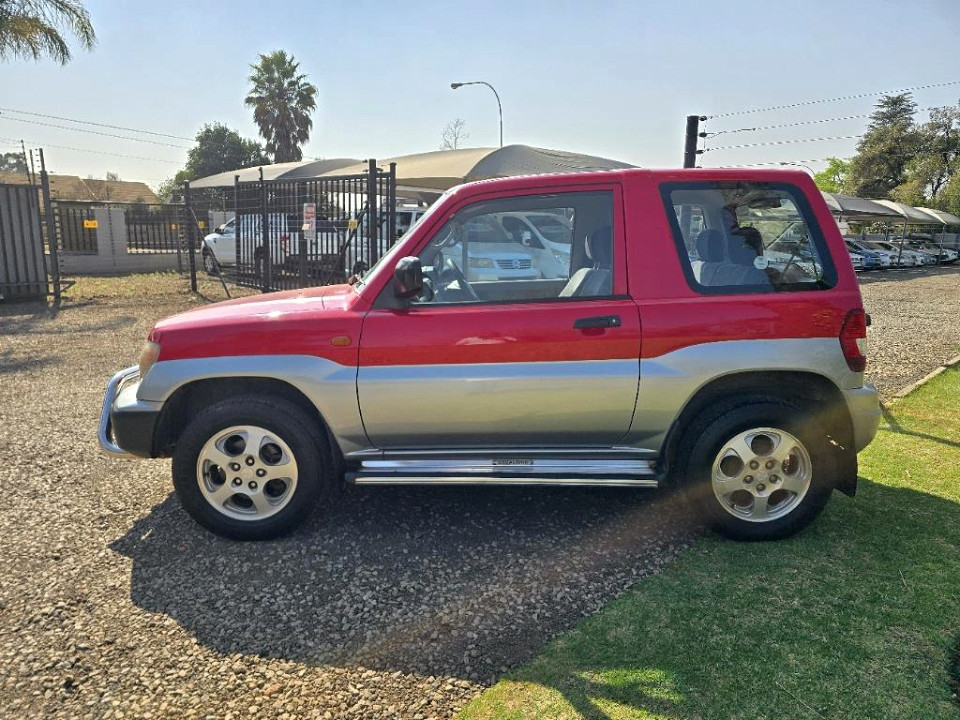 Photo 4 of 14