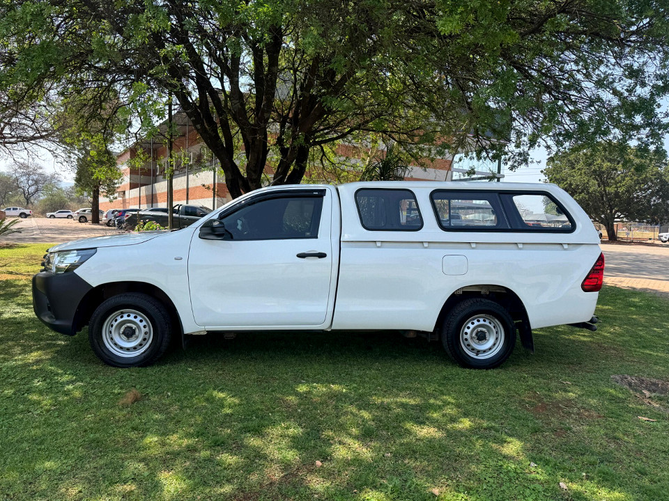 Photo 4 of 18