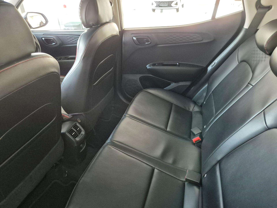 Photo 15 of 20