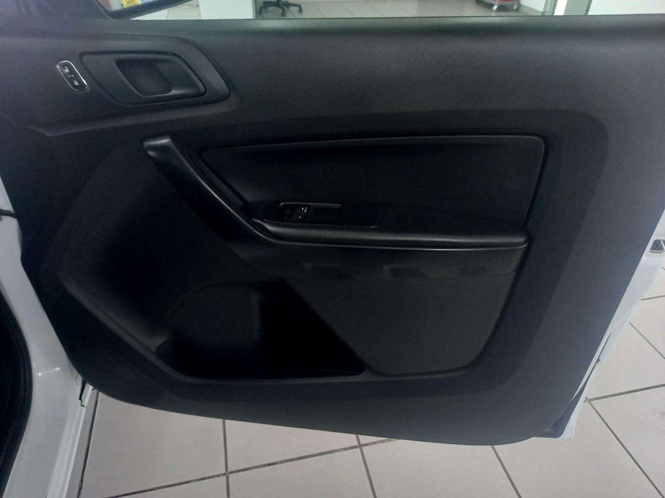 Photo 9 of 20