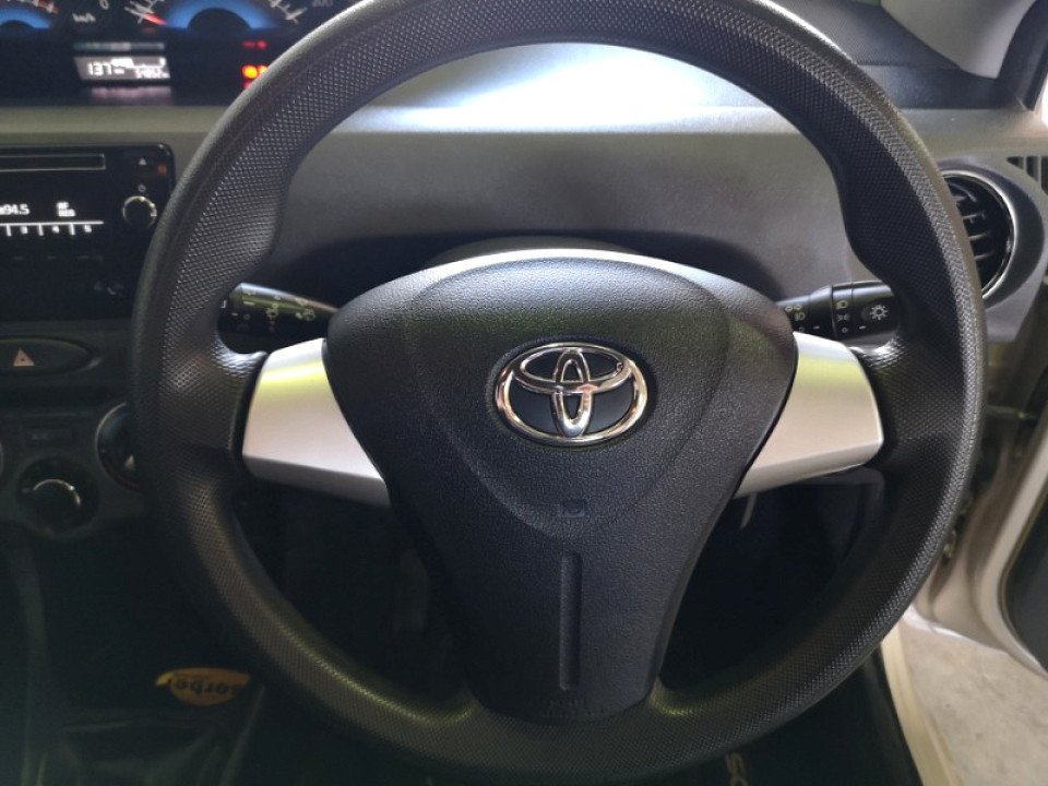 Photo 11 of 22
