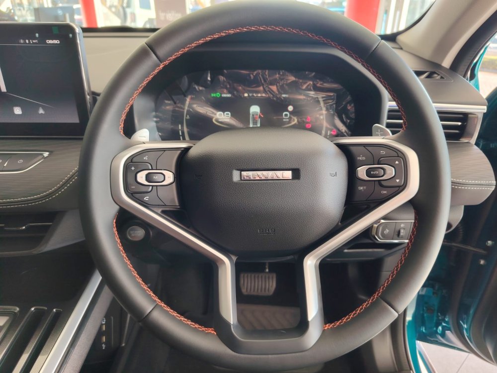 Photo 18 of 25