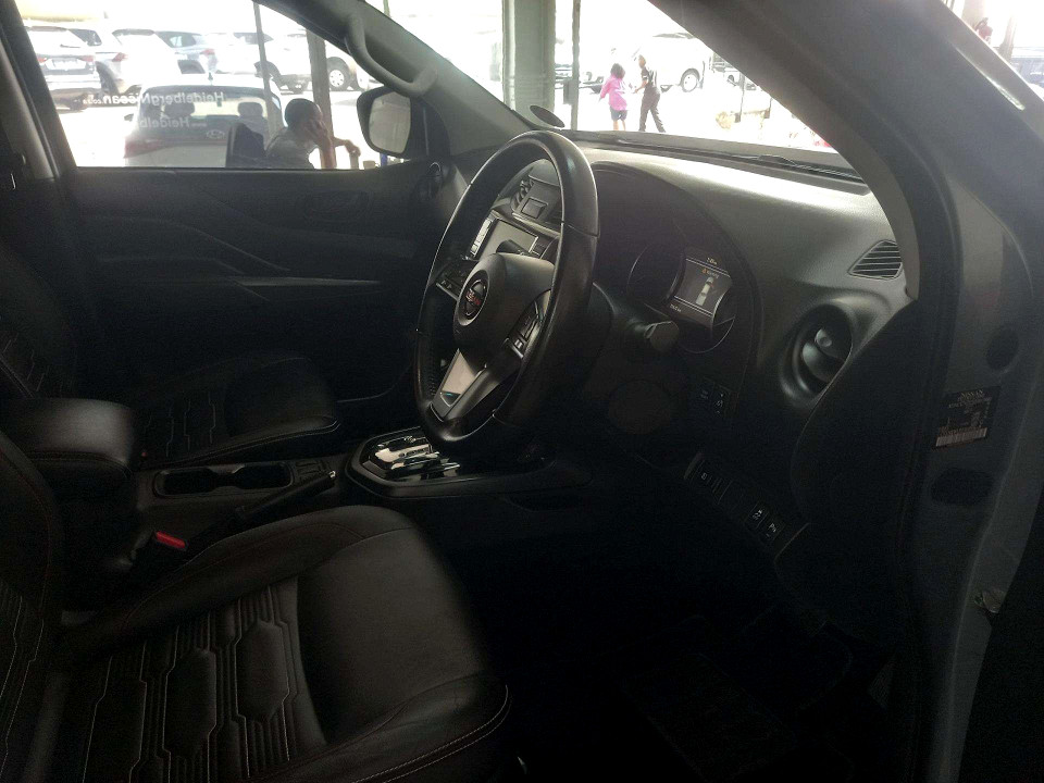Photo 6 of 20