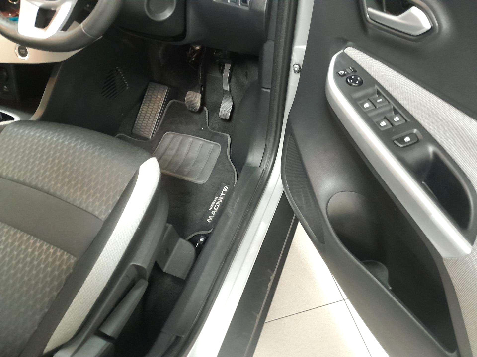 Photo 8 of 20